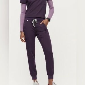 Figs purple shadow joggers
